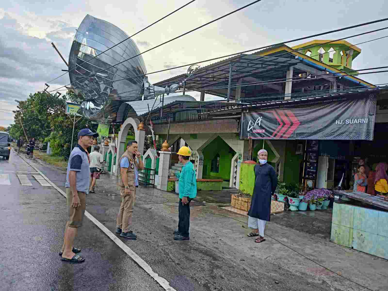 Bencana Puting Beliung di Pinrang, Plt Gubernur Pastikan Kirim Bantuan Logistik 