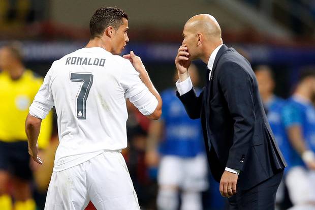 Cristiano Ronaldo Rekomendasikan MU Untuk Zidane Zidane Ganti Solskjaer
