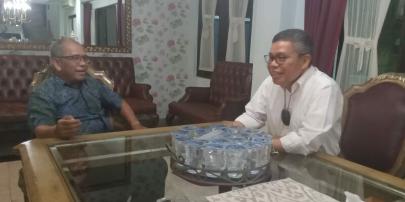 Dua tokoh politik dari partai berbeda, Taufan Pawe (TP) dan Ilham Arief Sirajuddin (IAS) mengupas dinamika politik Sulsel