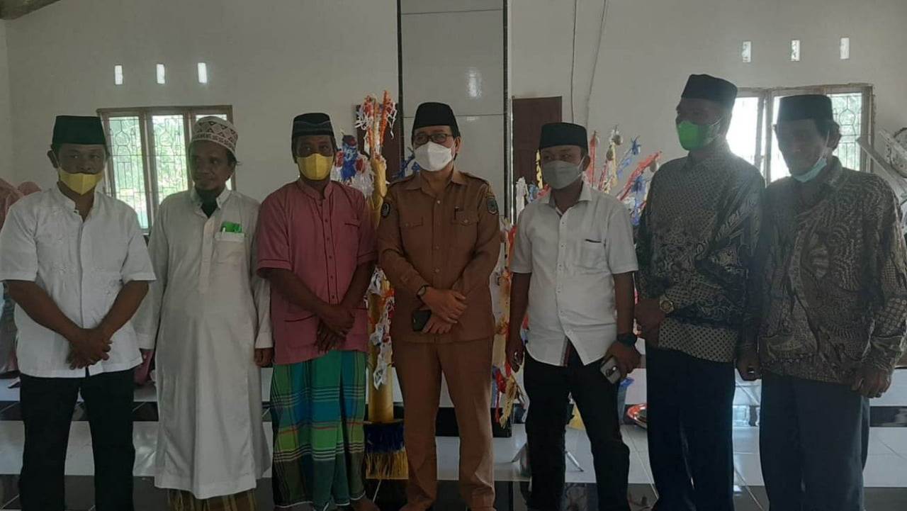 Wakil Bupati Kabupaten Luwu Utara, Suaib Mansur, hadiri acara peringatan Maulid Nabi Muhammad SAW di Masjid Nurul Iftitah