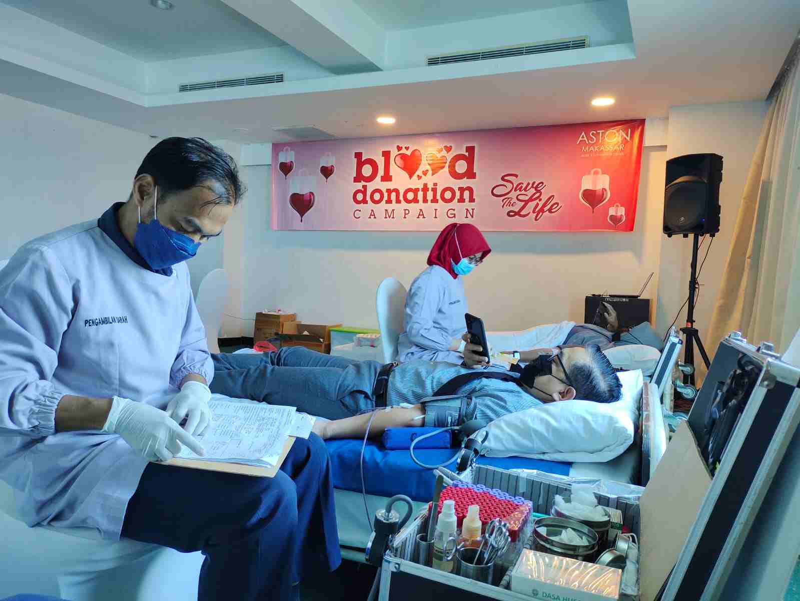 Hari Pahlawan, ASTON Makassar Gelar Donor Darah
