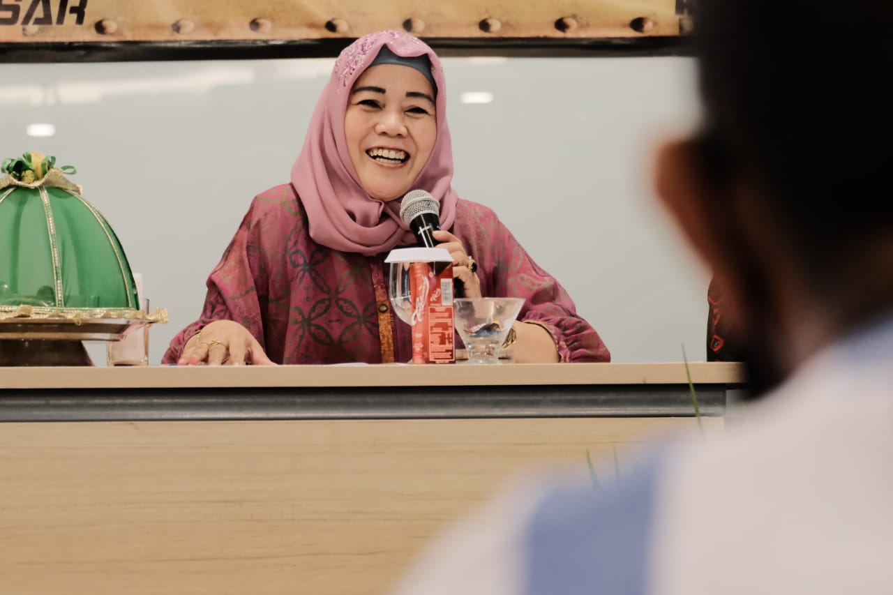Legislator Makassar Nurul Hidayat Beri Garansi Anak Bisa Sekolah