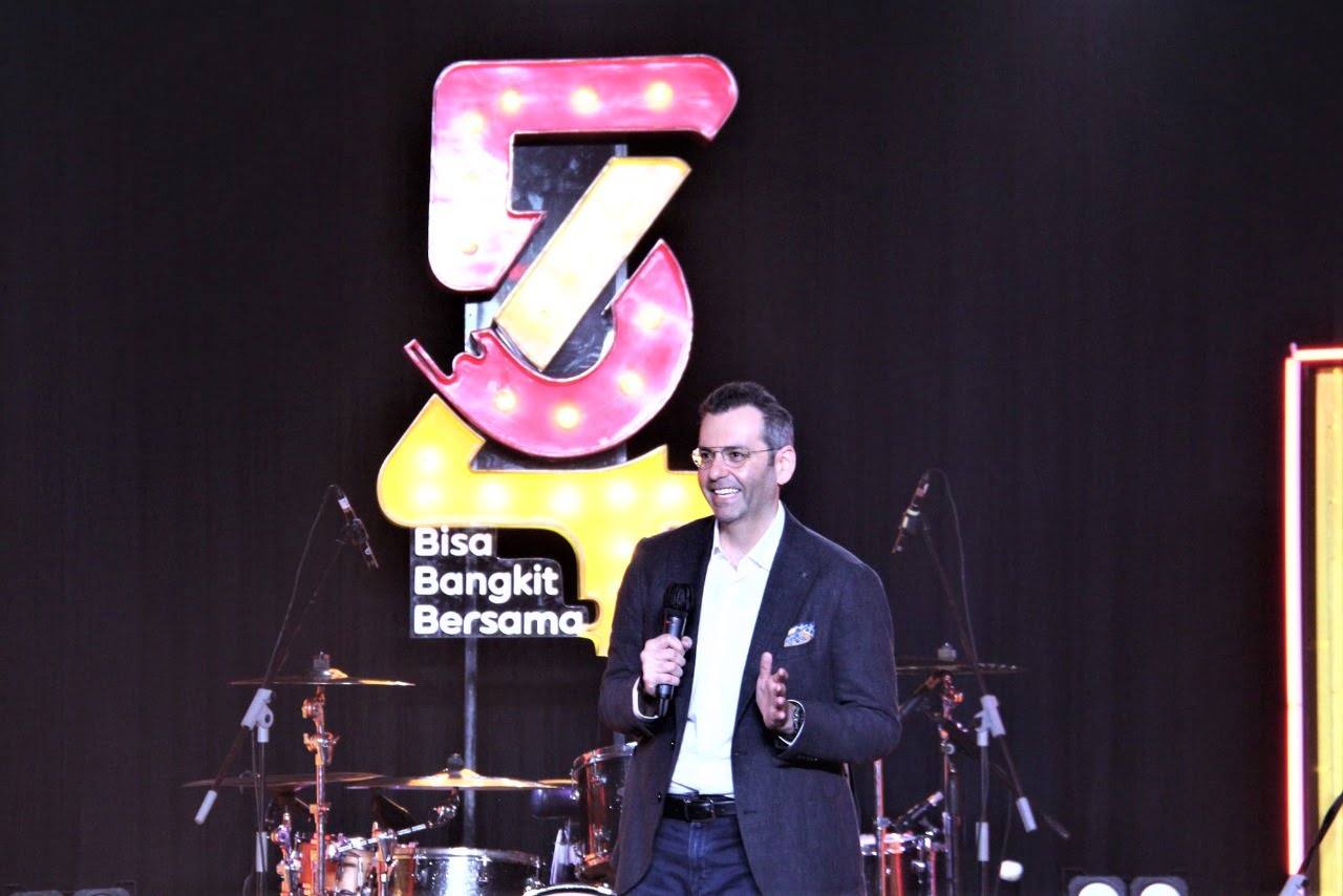 Berdayakan Indonesia, 54 Tahun Indosat Ooredoo ‘Bi54 Bangkit Bersama’