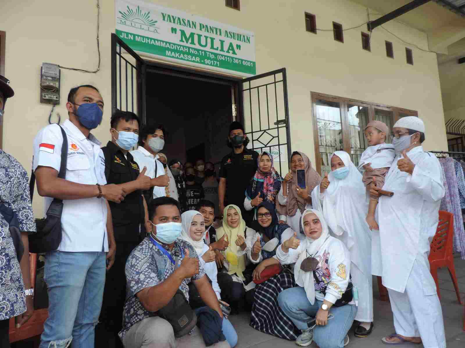 Jappa-Jappa Community Bersama Sat Reserse Narkoba Makassar Berbagi Jumat Barokah