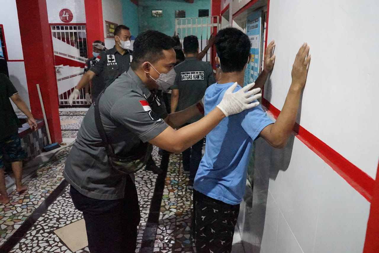 Satops Patnal Kemenkumham Sulsel Inspeksi di Rutan Makassar