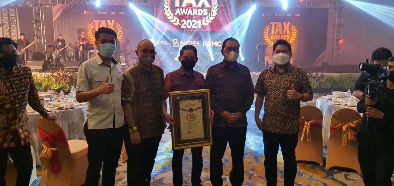 Kalla Group Raih Penghargaan Dalam Tax Award 2021 Kota Makassar