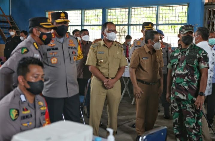 Wali Kota Makassar Berharap Vaksinasi Capai 90 Persen