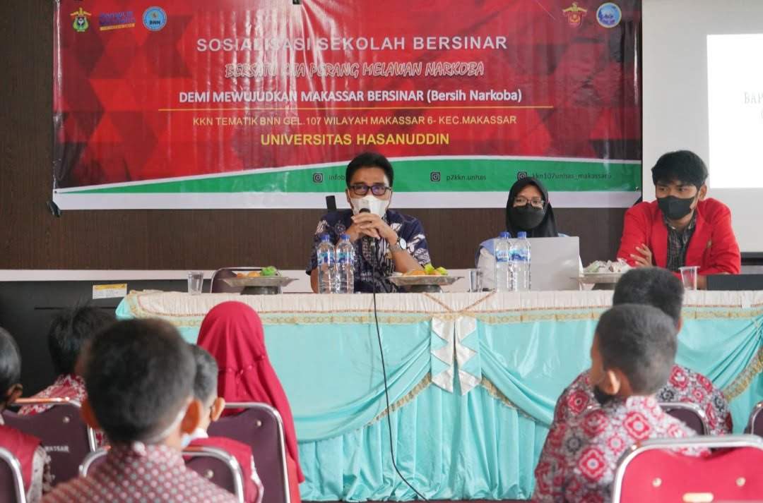 Camat Makassar Sosialisasikan Makassar Bersinar: Bersatu Lawan Narkoba!