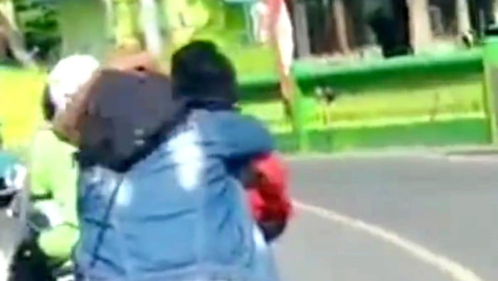 Berkendara Sambil Ciuman, Sejoli di Bulukumba Hebohkan Media Sosial