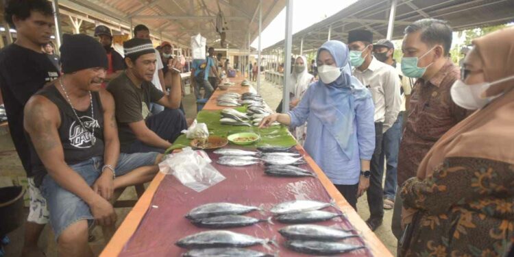 Hari Pertama di Tahun 2022, Bupati Luwu Utara Resmikan Pasar Dg Mangatta