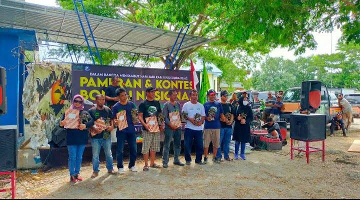 Makassar Keluar Sebagai Juara Umum Daerah di Pameran Bonsai Bulukumba