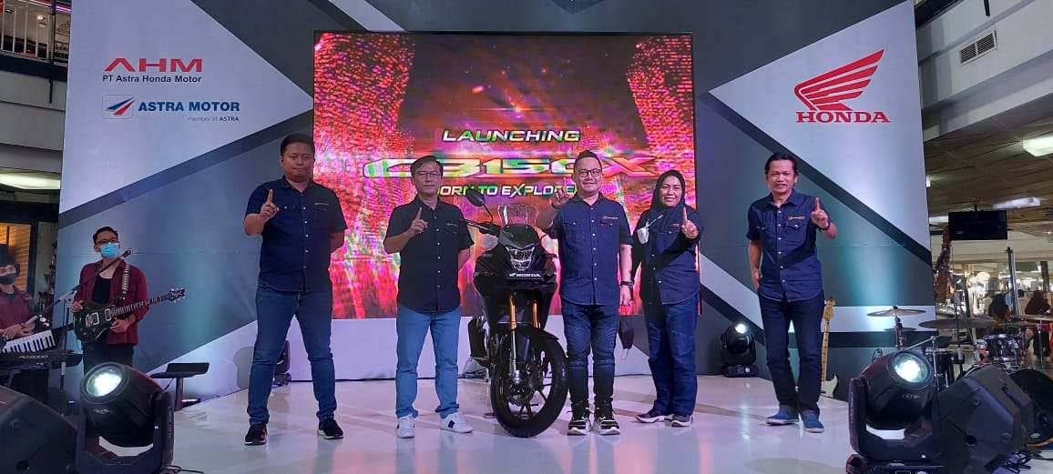 Resmi Hadir di Makassar, Ini Spesifikasi Sport Adventure New CB150X