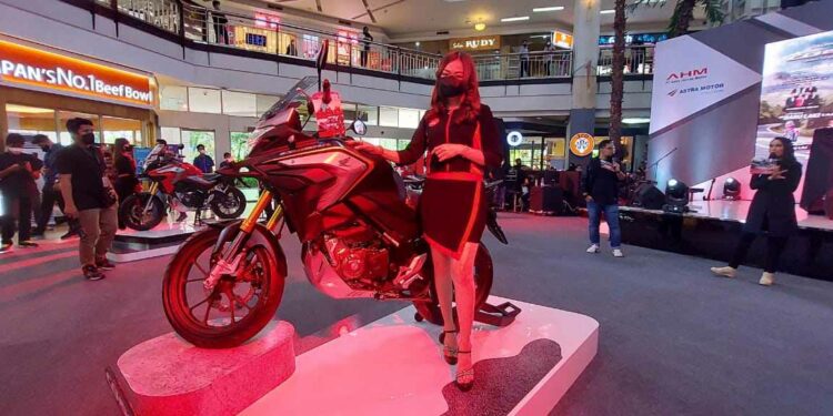 Launching Honda CB150X 'Born to Explore' Tawarkan Promo Spesial