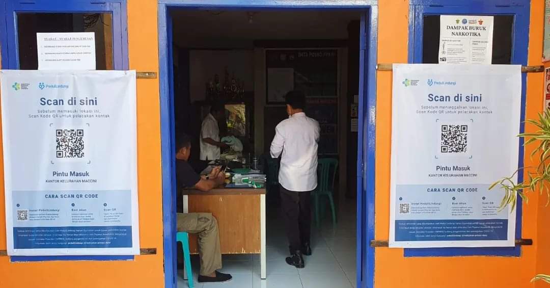 Camat Makassar Instruksikan Pemasangan QR Code Peduli Lindungi di Kantor Wilayah Pemerintahannya