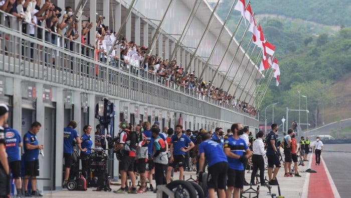 MotoGP Mandalika 2022 Batasi Jumlah Penonton, Maksimal 100 Ribu Orang