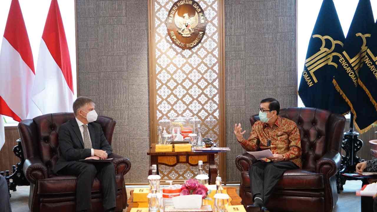 Kunjungan ke Kemenkumham, Dubes Inggris Apresiasi Kepastian Hukum Bisnis di Indonesia