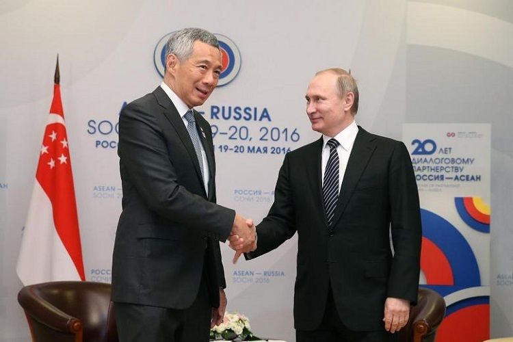 Beri Sanksi Invasi, Rusia Marah ke Singapura