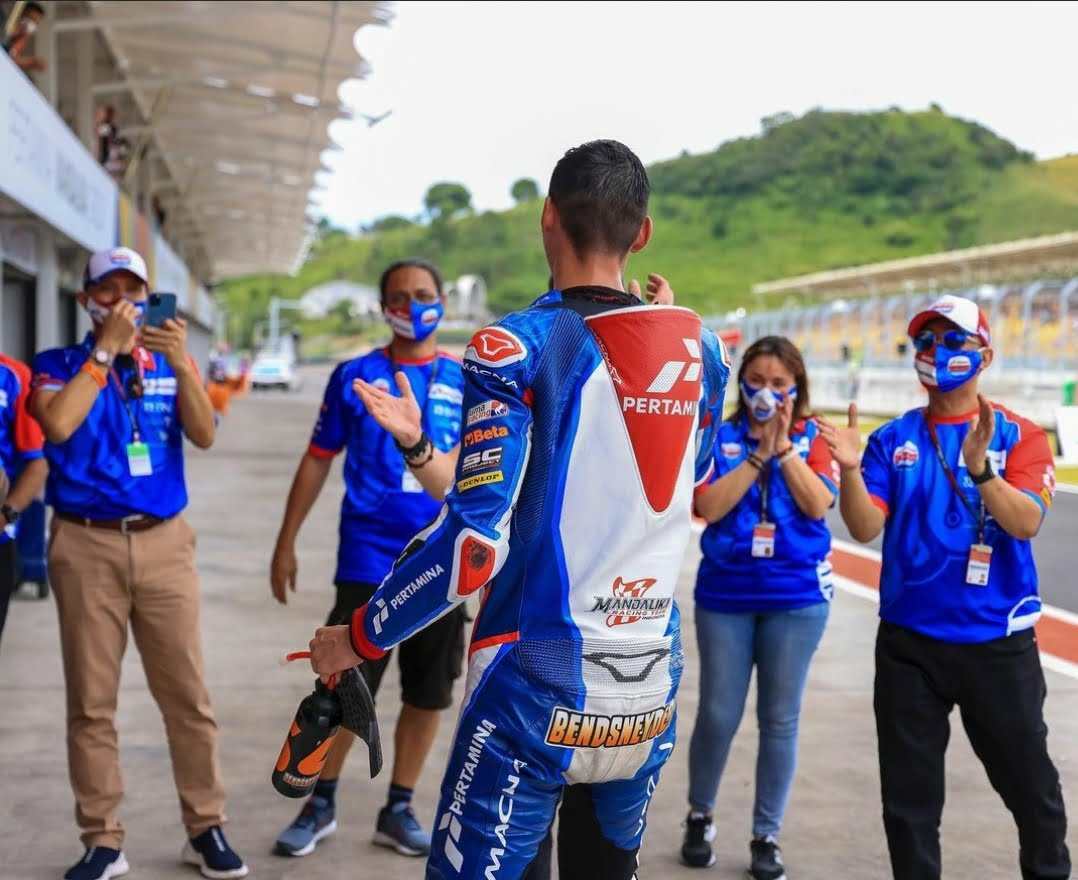 Rapsel Ali Pimpin Langsung Pertamina Mandalika SAG Racing Team di Mandalika