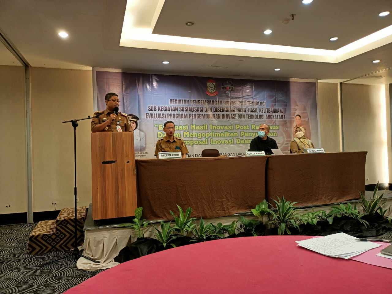 DPU kota Makassar Ikuti kegiatan Evaluasi Inovasi Post Rakorsus oleh Balitbangda
