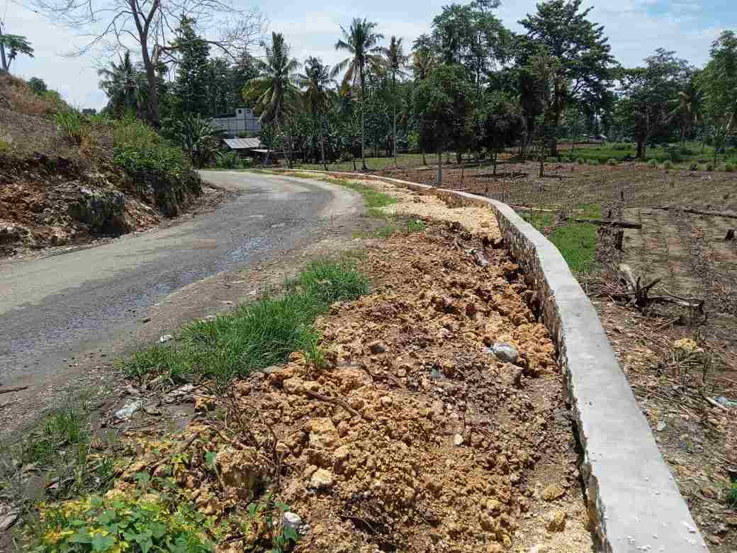 Pekerjaan Jalan Taccipi-Tokkaseng Belum Rampung, Kontraktor Terancam Putus Kontrak