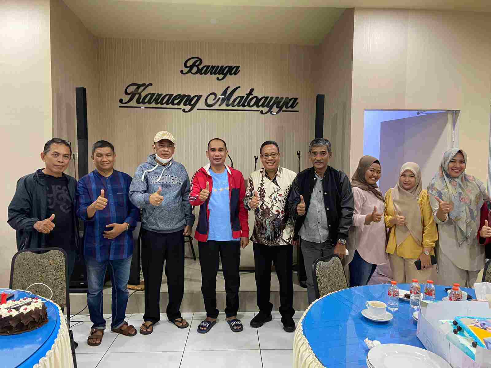 Jajaran DPRD Kota Makassar Beri Kejutan untuk Rudianto Lallo