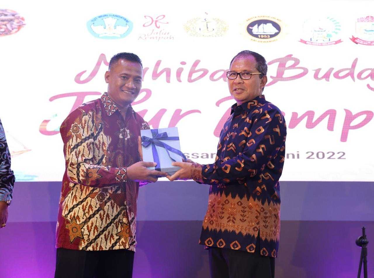 Wali Kota Danny Ramah Tamah Bersama Peserta Pelayaran Muhibah Budaya Jalur Rempah 2022