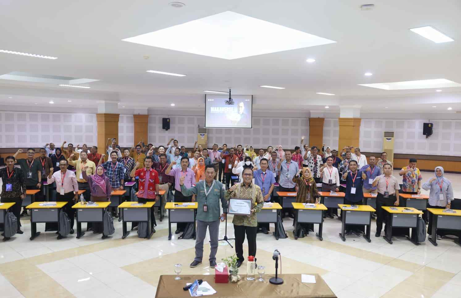 Wali Kota Makassar Bicarakan Kunci Kepemimpinan pada Pelatihan Nasional