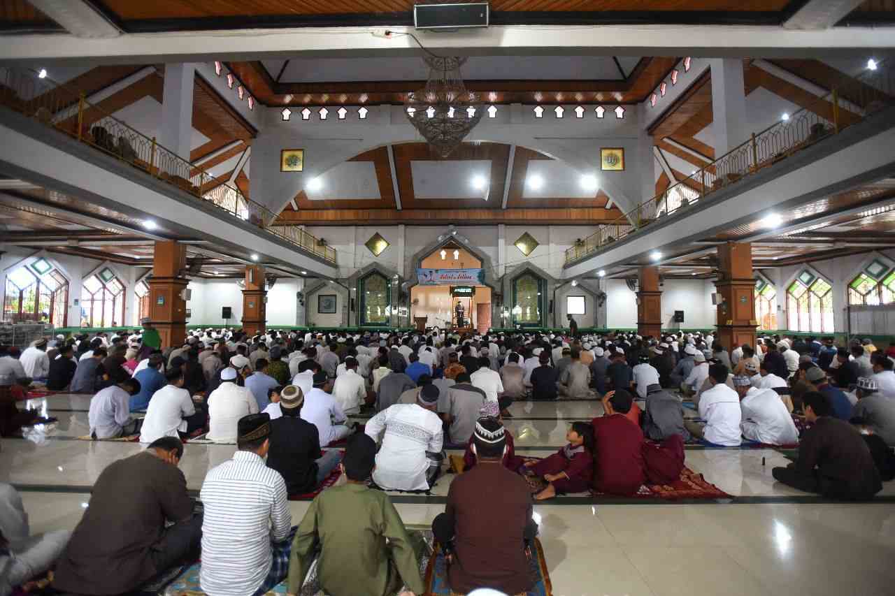 Bupati Lutra Sampaikan Pesan Berikut saat Momen Idul Adha