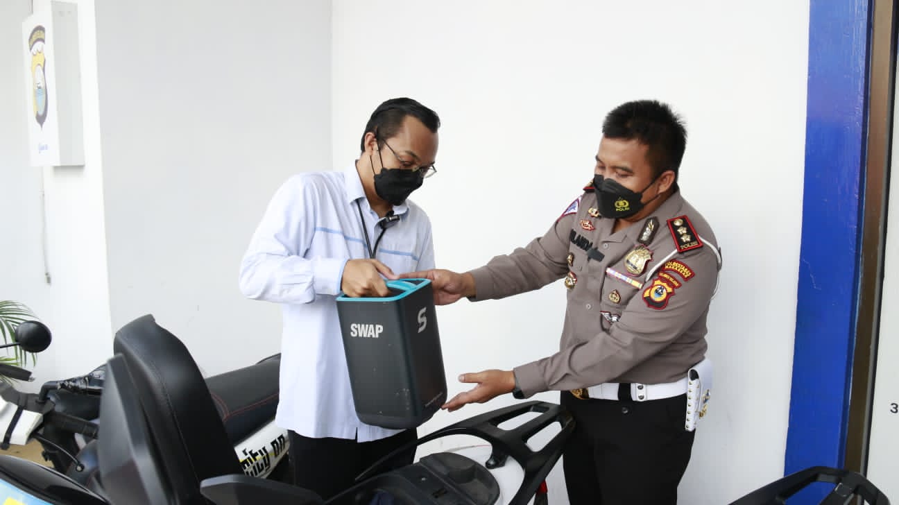 Kasatlantas Polrestabes Makassar Dukung Konversi ke Kendaraan Listrik