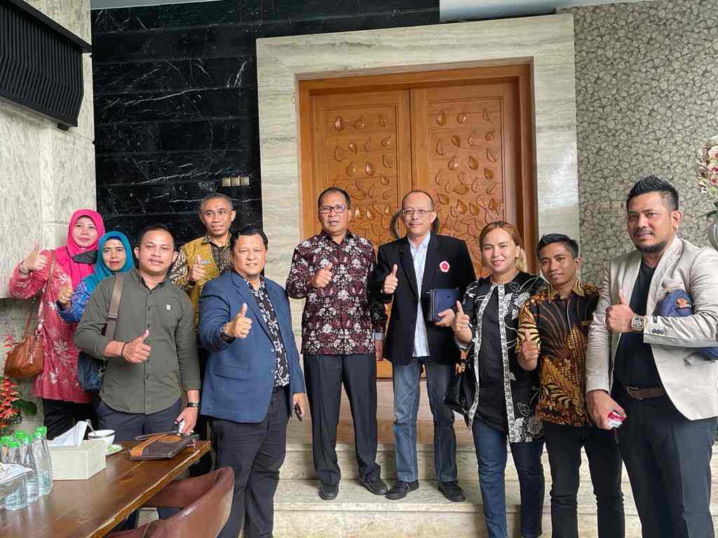 IKADIN Makassar Silaturahmi ke Walkot Jelang Munas - Muscab