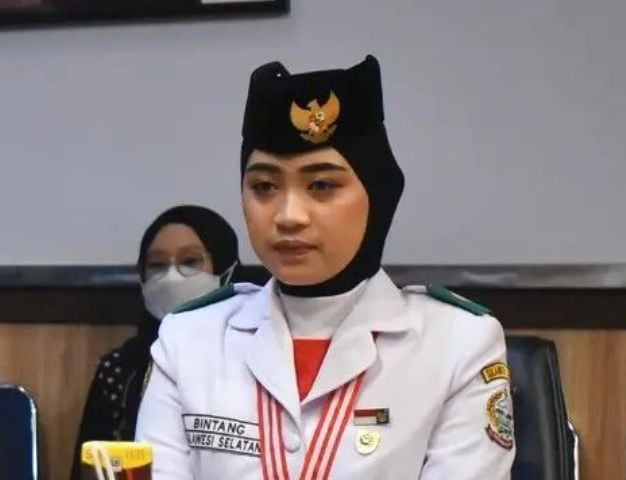 Bintang, siswi SMAN 7 Kabupaten Luwu Utara adalah satu dari dua perwakilan Provinsi Sulawesi Selatan yang berhasil masuk ke dalam pasukan pengibar bendera pusaka