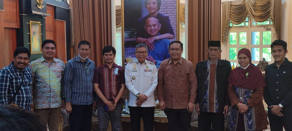 Ketua Ikatan Cendekiawan Muslim Indonesia (ICMI) Sulawesi Selatan (Sulsel), Prof Dr H Arismunandar, M.Pd dan rombongan bersama Wali Kota Parepre