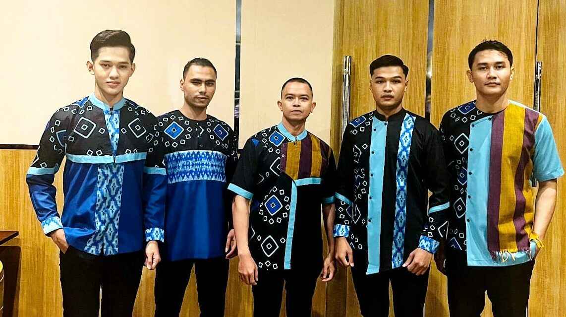 Keren! Batik Rongkong Hadir di Fashion Show Mercure Makassar