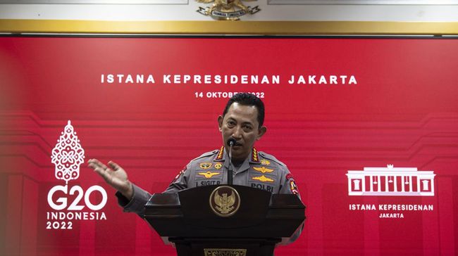 Kapolri Jendral Listyo Sigit Prabowo Gemetar Usai Dapat Arahan Presiden Joko Widodo