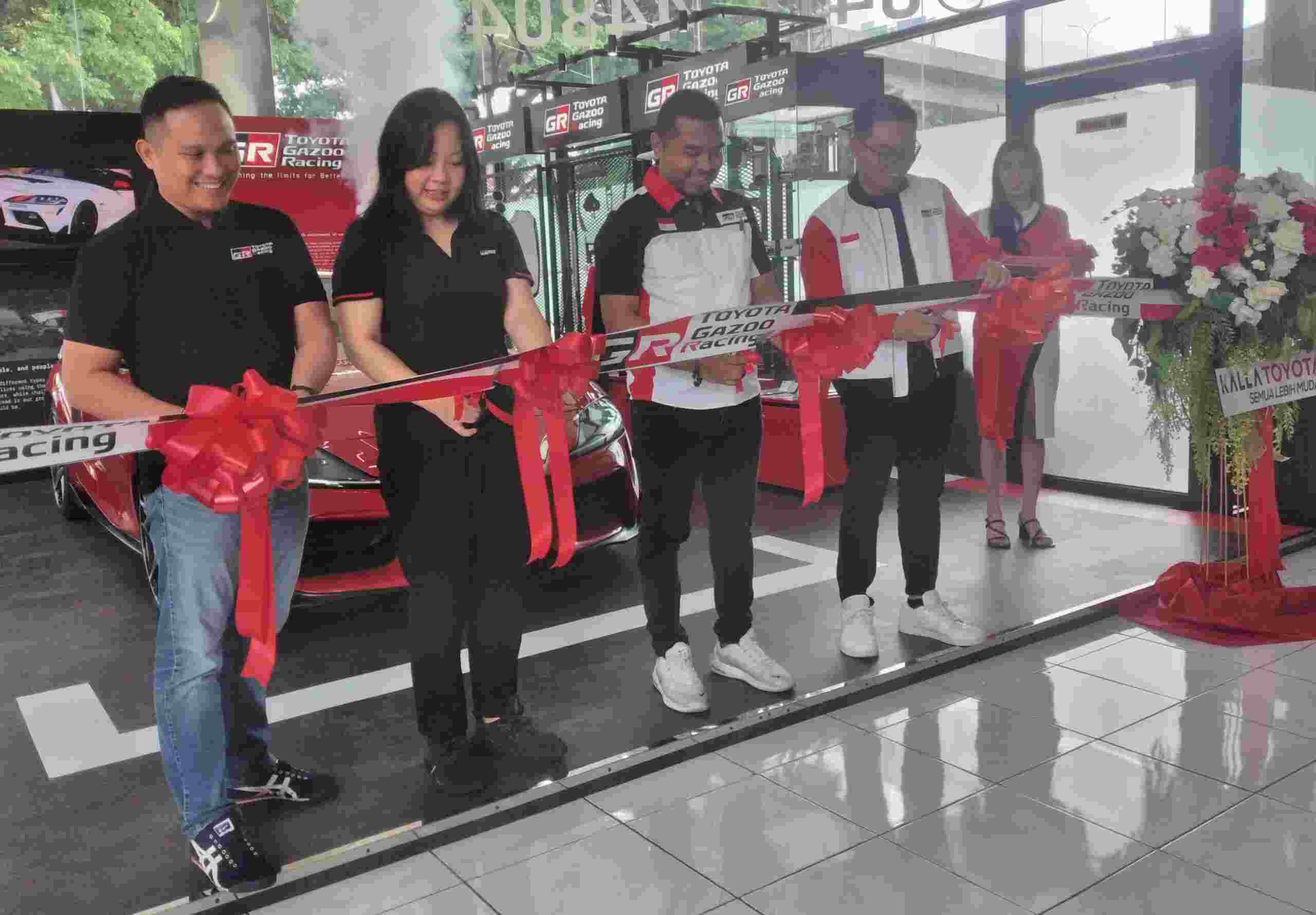 Toyota Kalla Launching GR Zone di Dealer Toyota Urip Sumoharjo