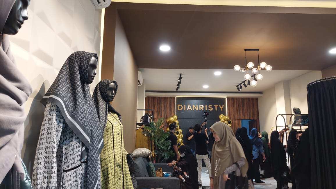 Toko Cabang Dian Risty Store Resmi Buka di Makassar