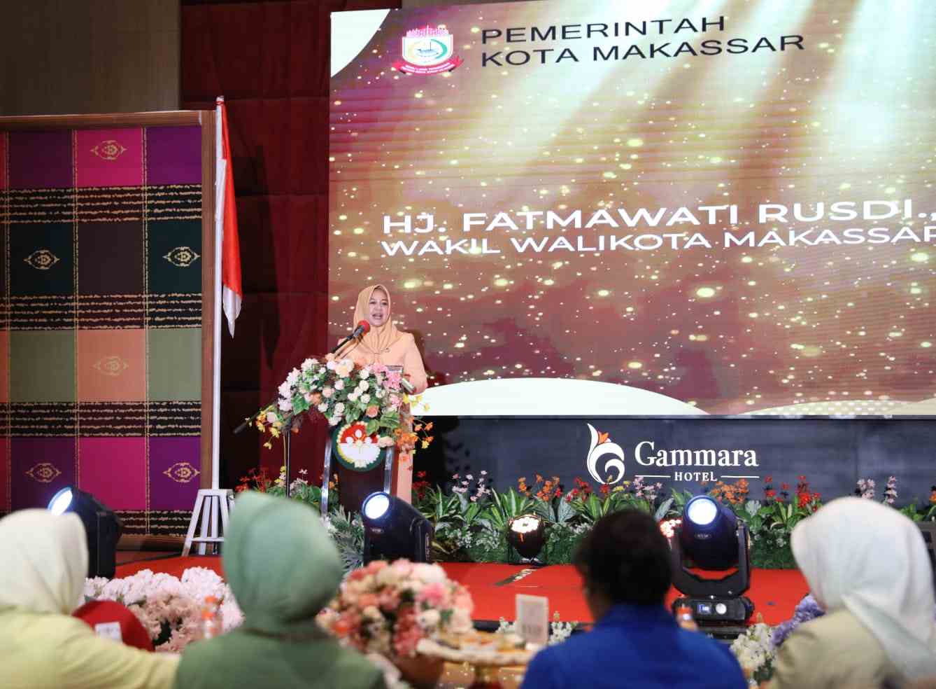 Wakil Walikota Makassar Fatmawati Rusdi memberi sambutan pada acara Hut ke 23 DWP Kota Makassar