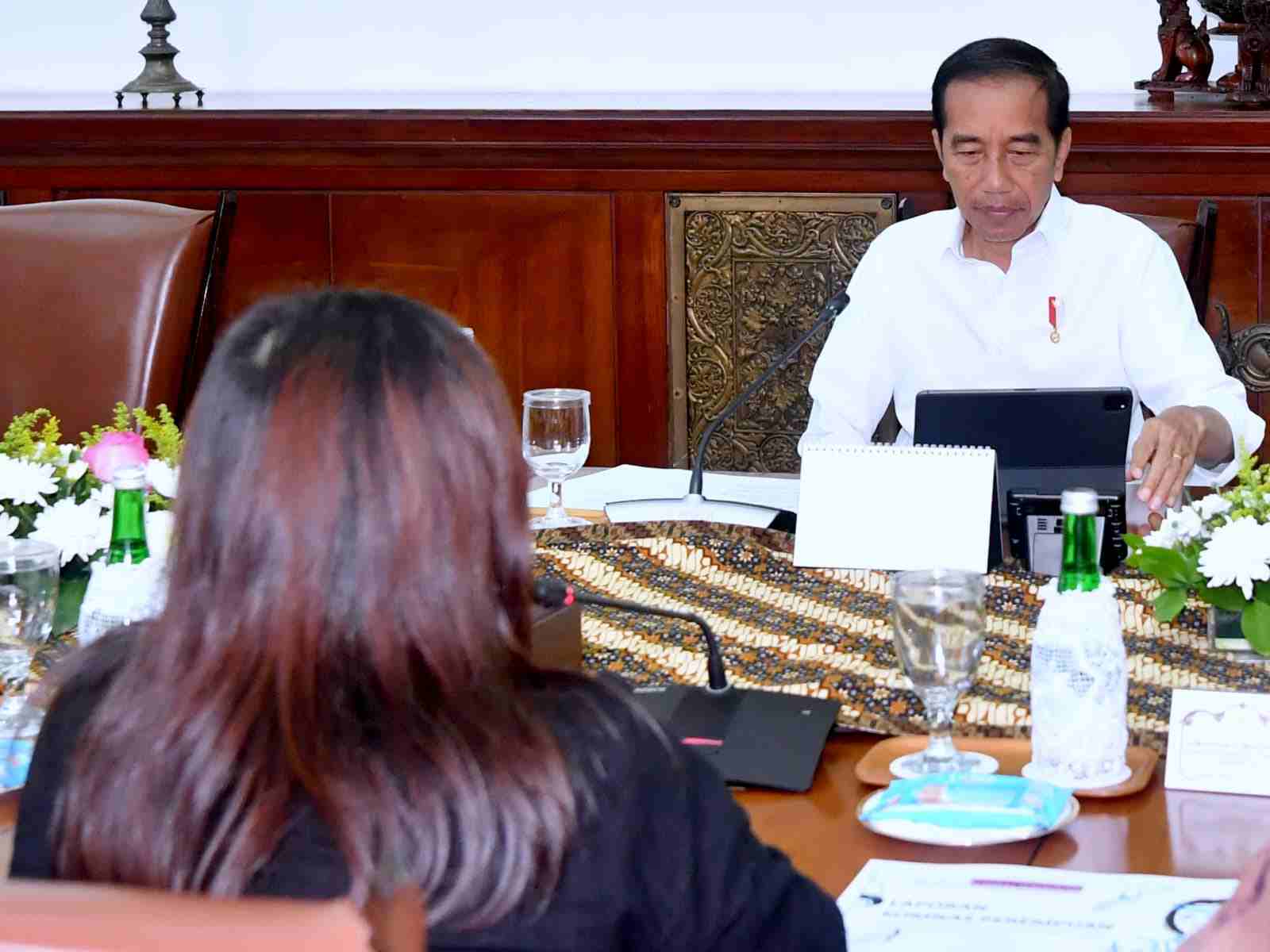 Komnas Perempuan saat bertemu dengan Presiden Jokowi. (Dok/Twitter Komnas Perempuan).