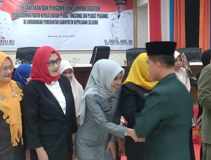 Wabup Saiful Arif Lantik Sejumlah Pejabat Administrator Eselon III Selayar