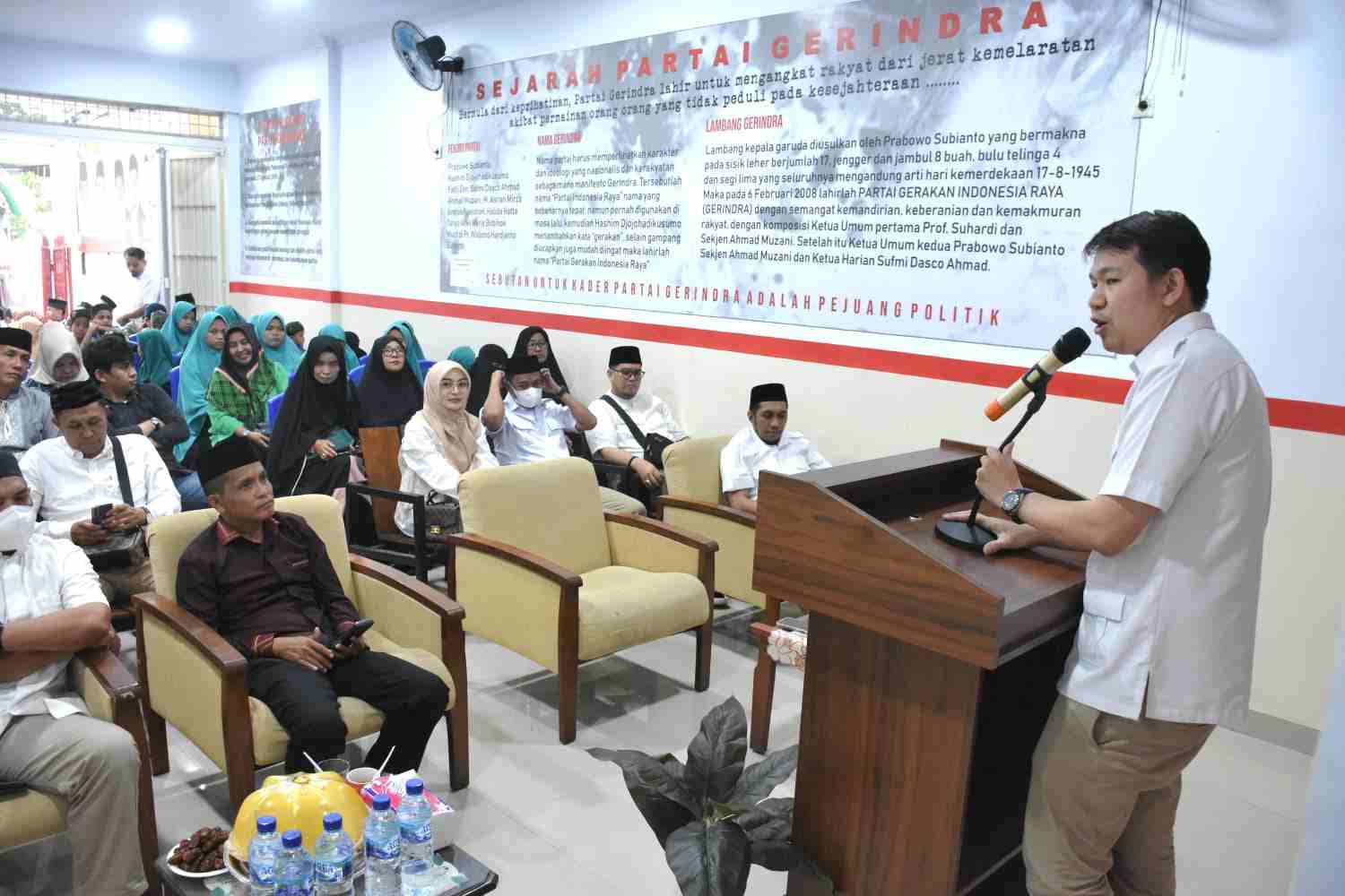 Bukber DPC Partai Gerindra Makassar Bersama Panti Asuhan Al-Muhaimin