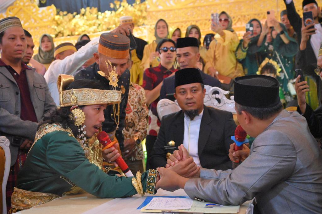 Gubernur Sulsel Jadi Saksi Pernikahan Tumming - Nanda di Gowa