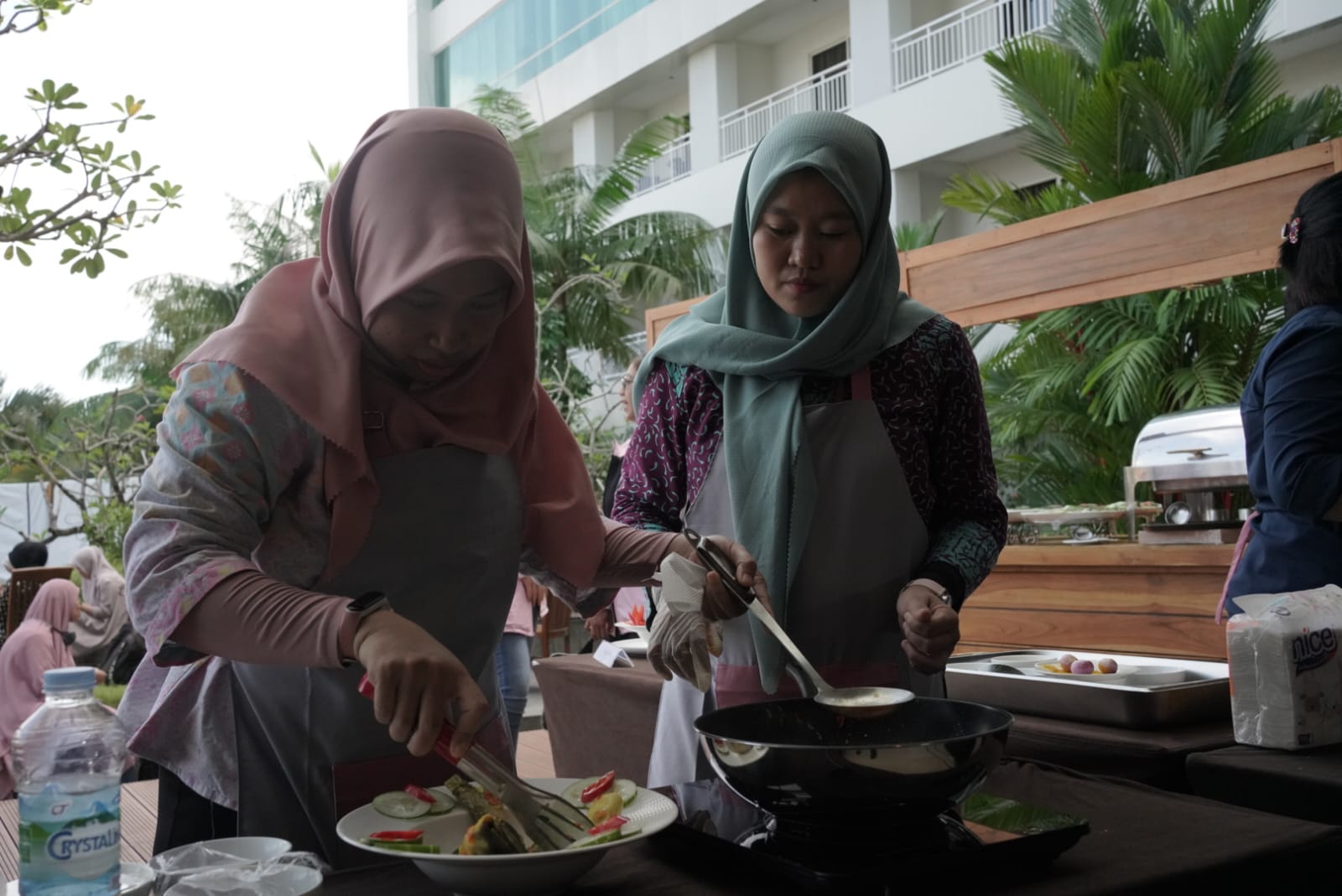 Gandeng BUMN se-Makassar, PLN UID Sulselrabar Gelar Fun Electric Cooking