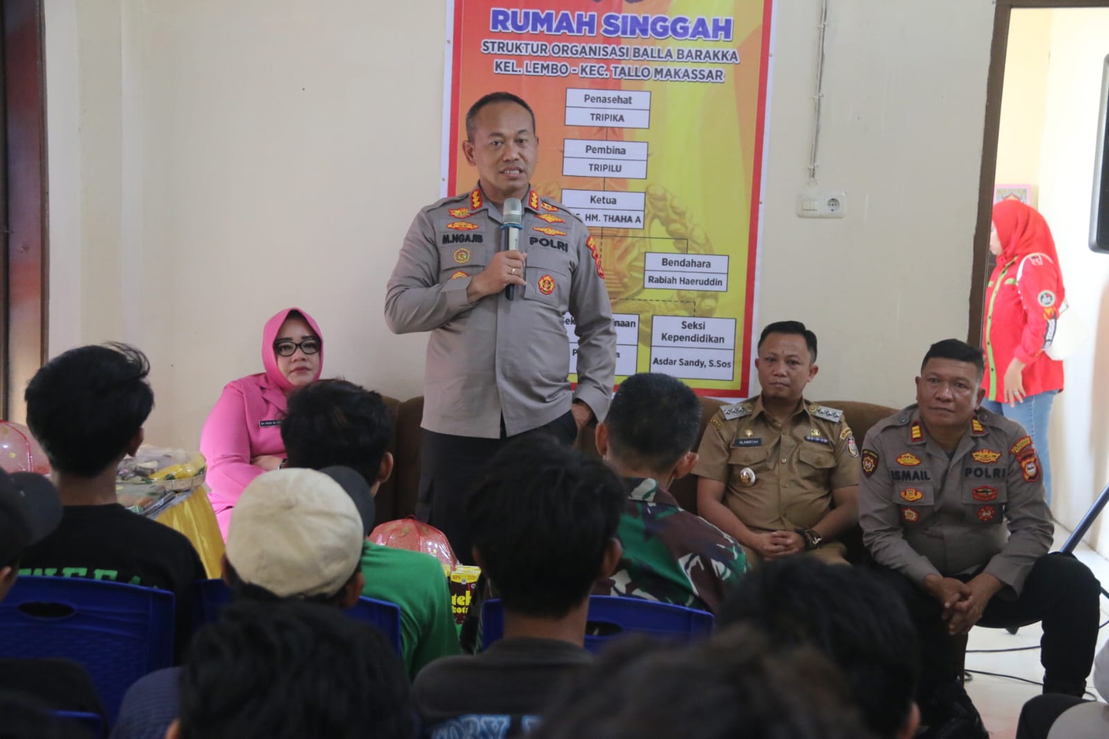 Camat Tallo Dampingi Kapolrestabes Makassar Resmikan Rumah Singgah Balla Barakka, (Foto: Dok.Istimewa).