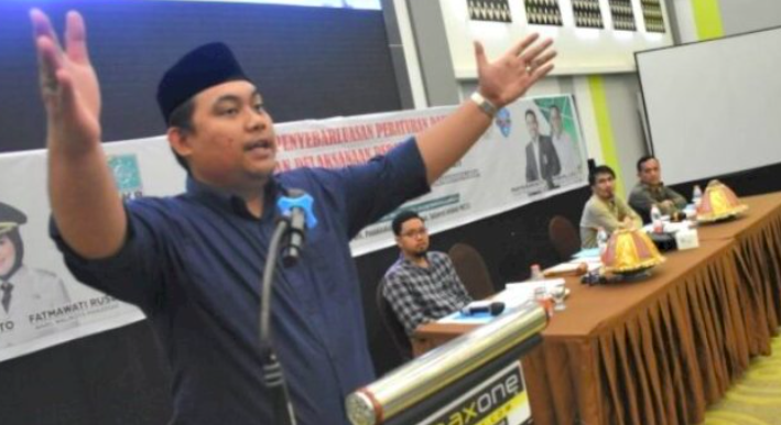 Anggota DPRD Makassar Gelar Sosper Tentang Jual Beli Minuman Beralkohol