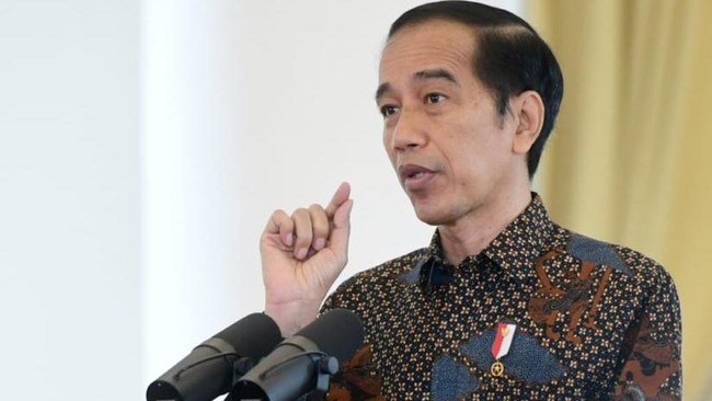 Jokowi Minta Bahlil Lawan Pengganggu Kedaulatan Indonesia. (Sumber: CNNIndonesia.com).