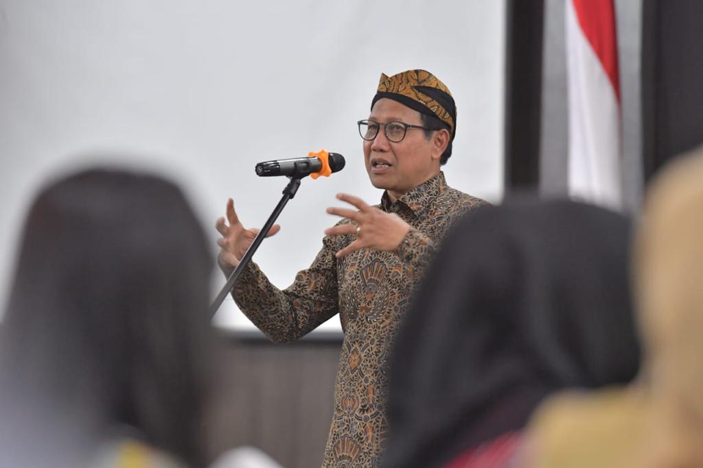 Mendes PDTT Minta Seluruh Jajaran Tingkatkan Kinerja di Sisa Jabatan Jokowi