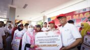Anti Mager 10 Tahun PKH di Bulukumba, Gubernur Serahkan Dana Hibah