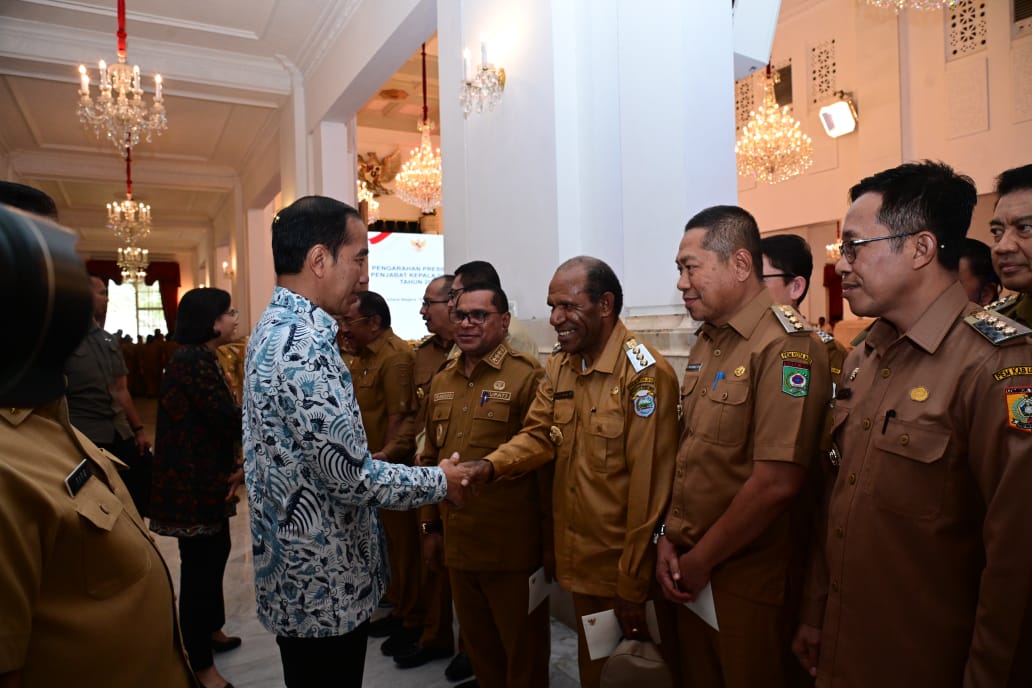 Pj Bupati Intan Jaya Apolos Bagau menghadiri Rapat Koordinasi (Rakor) bersama Presiden RI Joko Widodo di Istana Negara, Jakarta. (Dok.Ist)