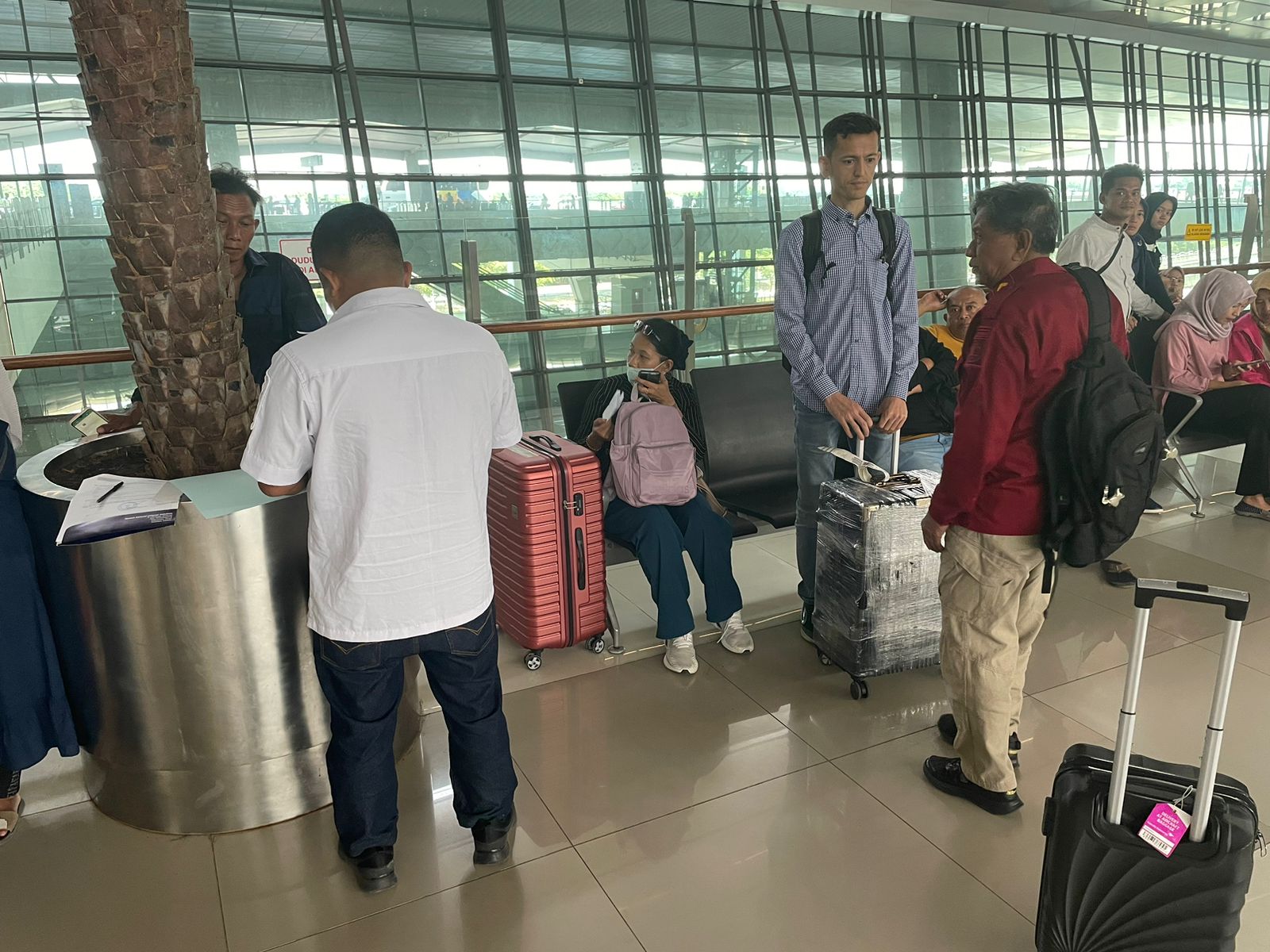 Rudenim Makassar Kawal Resettlement 32 Pengungsi pada September 2023.