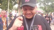 Ketua Koordinator Bolone Mase, Renaldi Aditama Riski selaku pendukung Prabowo Subianto dan Gibran Rakabuming Raka. (Rakyat News/Dirham).